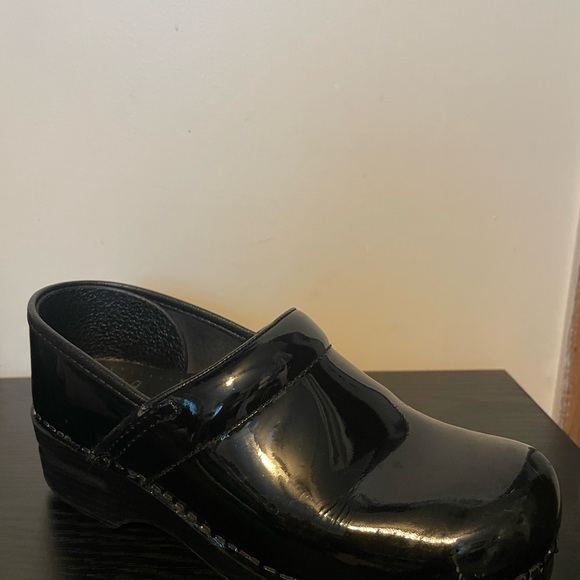 Dansko clogs - Picture 5 of 7